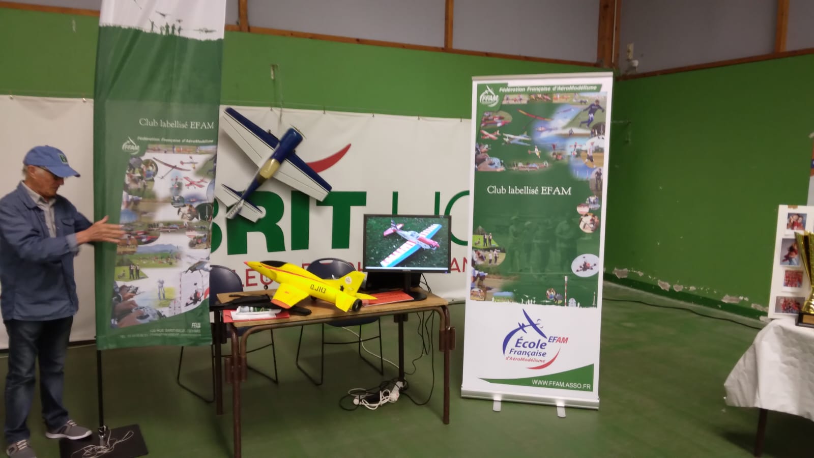 L’Aéromodèle Club du Golfe est présent au forum des associations de Theix-Noyalo